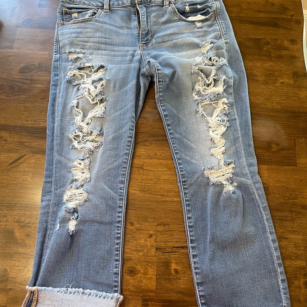 American Eagle Outfitters Blue Ankle Cropped Distressed Jeans